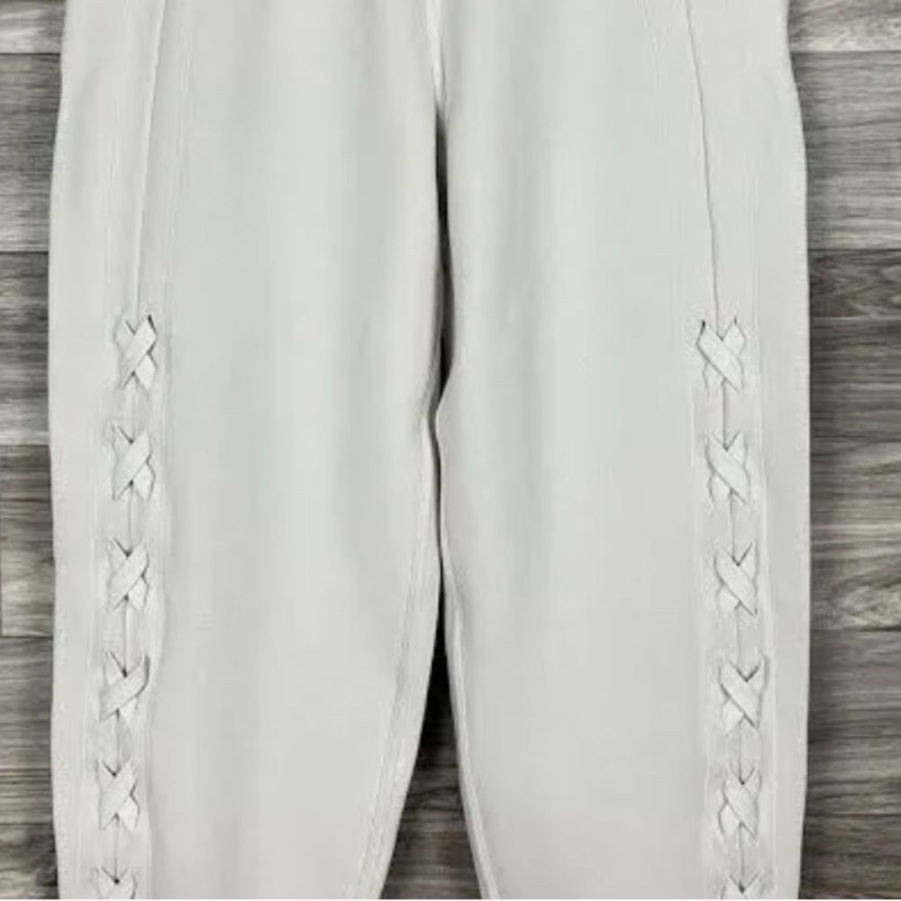 NWT LULULEMON BRAIDED DETAIL HIGH RISE JOGGER 8 white cream NWT  FLEECE 8 - Picture 4 of 7